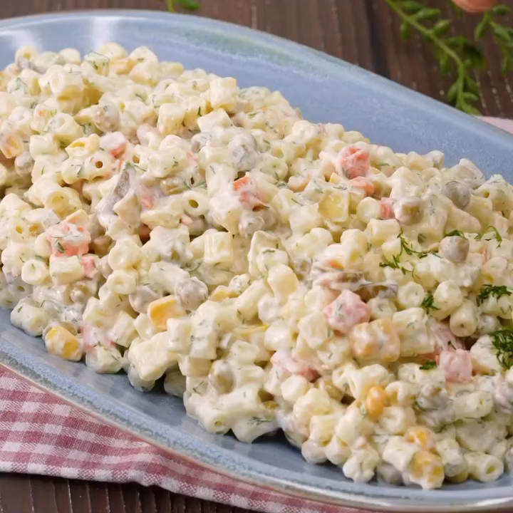 САЛАТ СО ВКУСОМ НОВОГО ГОДА ИЛИ МАКАРОШКОВЫЙ САЛАТ ПО-ТУРЕЦКИ.